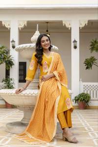 Kurti en rayonne élégant et festif avec pantalon et dupatta pour femmes - Product Image 3