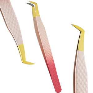 Pinces à cils en acier inoxydable de qualité supérieure - Haute qualité, durables, fabriquées au Pakistan - Product Image 1