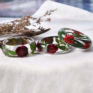 Exclusivo Juego de Brazaletes Redondos de Resina Ecológica Hechos a Mano, Modelo con Patrón de Diseñador de Moda, Joyería para Mujer NEHA ENTERRISES NE-170 - Product Image 3