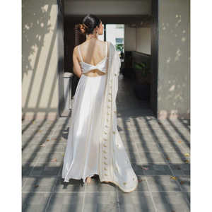 Ensemble de costume en satin de rayonne blanc féerique pour femme, taille XS - Product Image 2