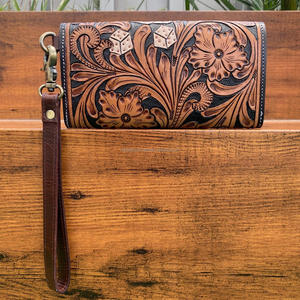 New Designer Handmade Hand Tooled Leather Card Design Stylish Fashionable <b>Genuine</b> Leather Card Holder Wristlet Wallet for Women - Product Image 5