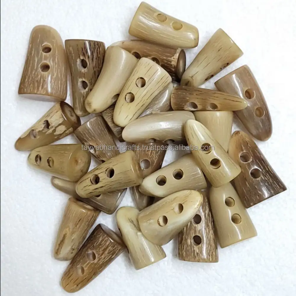 High-Quality Horn Bone Toggle With Two Holes For Fashionable Accessories. Perfect For Diy Crafts And Jewelry Making. Buy Now!