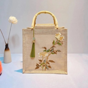 Sac fourre-tout en jute personnalisé avec logo pour femme, style bohème, poignée en bambou, broderie florale, sac de plage et de shopping, 24 cm, sac cadeau OEM - Product Image 2