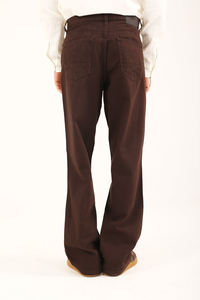 Pantalon en jean pour homme personnalisé, respirant, de haute qualité, marron foncé, taille haute, coupe décontractée, disponible en gros (OEM) - Product Image 2