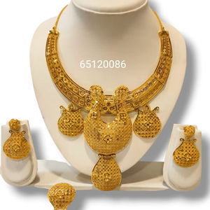 AWAIS HOUSE Nouvelle Collection Style Hip Hop Plaqué Or Laiton Ensemble Collier et Bracelet Femme Mariage Fête Diamant Massif Infini - Product Image 1