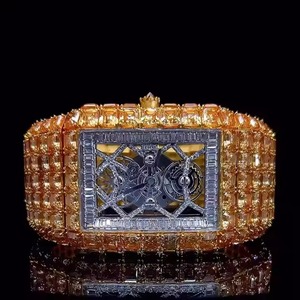 Montre unisexe de luxe tendance en alliage, chronographe automatique à quartz, sertie de diamants et de moissanite taille baguette de clarté VVS - Product Image 3