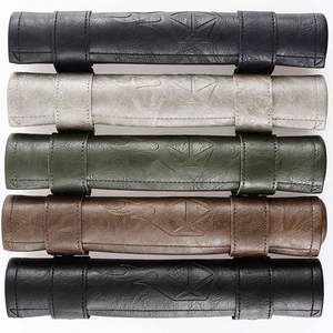 Jeu de backgammon en cuir durable de haute qualité personnalisé avec logo sur mesure - Jeu de voyage en plein air - Product Image 3