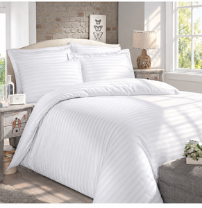Parure de lit d'hôtel en tissu de haute qualité 300TC 100% coton, ensemble 4 pièces : 2 taies d'oreiller, housse de couette, drap-housse - Product Image 1