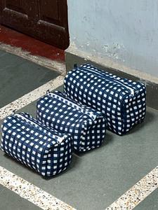 High Selling <b>Makeup</b> Bag Quilted Cosmetics Bag Indian Block Printed Toiletry Travel Bags Printed Quilted <b>Makeup</b> Pouch Toiletry Ba - Product Image 2