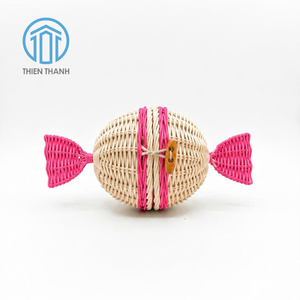 Cesta de dulces de ratán rosa Gergean hecha a mano, elegante y de gran venta, ideal para regalo de Ramadán y Eid, para dulces y dátiles. - Product Image 1