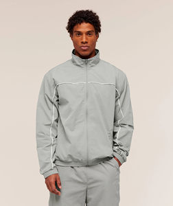 Ensemble de survêtement coupe-vent personnalisé en polyester et nylon avec capuche réglable et patch en caoutchouc, idéal pour le running et le streetwear décontracté - Product Image 1