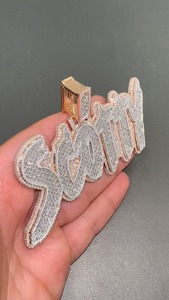 Colgante Hip Hop con Nombre en Corte Baguette, Personalizable con Nombre/Número/Logotipo, Colgante de Moissanita VVS1 D en Corte Baguette - Product Image 3