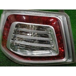 Luz Trasera de Guardabarros Izquierda (Lado del Conductor) para Forte 2004-2013, Usada, OEM 924011Q - Product Image 2