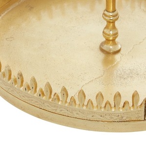 Base Redonda Dorada para Pastel de 13 Pulgadas de Diámetro, Hecha a Mano en Metal con Asa, Forma Circular, Solo Lavar a Mano - Product Image 6