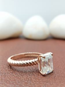 Bague de fiançailles solitaire personnalisée fantaisie 2 carats, diamant de laboratoire taille émeraude VVS/VS EF certifié IGI, or massif 14K, pour mariage - Product Image 3