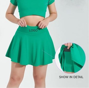 Nouvel ensemble de tennis vert pour femme : crop top et jupe, anti-humidité, manches courtes, ajusté, vêtement d'été, jupe de sport imprimée avec logo - Product Image 4
