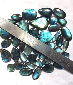 La mejor calidad, cabujón de labradorita verde Natural, Color amatista, piedras preciosas en forma de pera, fabricación de joyas, anillos de joyería curativos de cristal - Product Image 3