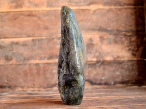 Labradorita autoportante con tamaño y color personalizados, hecha de piedra de mármol de alta calidad procedente de la India. - Product Image 6