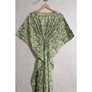 Robe longue bohème en coton bio faite à la main avec imprimé floral indien pour femme – Kaftan ample et naturel pour la plage ou l'été - Product Image 3