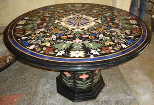 โต๊ะทรงกลมดีไซน์สวยหรู โดดเด่นด้วยการฝังลายหินอ่อนสีดำล้วน เหมาะสำหรับตกแต่งบ้านและร้านอาหาร - Product Image 4