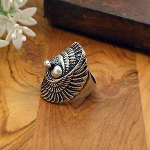 Bague Tête d'Aigle Vintage Couleur Argent Antique Bague Animale Homme Punk Biker Bijou Tendance OEM ODM Vente en Gros - Product Image 4