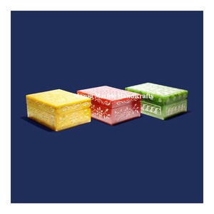 Boîte en stéatite brillante faite à la main polie de couleur naturelle avec travail Jali de qualité supérieure pour boîte à bijoux article de cadeaux - Product Image 3