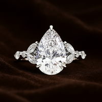 Élégant Solitaire en Or Blanc 14K, Coupe Poire 13x8mm, Moissanite VVS 3 Carats, Cadeau Religieux Personnalisé pour Mariage ou Fête pour Femme IGI