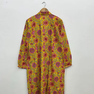 เสื้อคุรตะผ้าฝ้ายทำมือ: เสื้อคลุมสไตล์โบโฮพิมพ์ลายดอกไม้สีเหลือง - Product Image 5