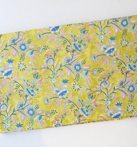 Floral Printed Cotton Fabric 58/60 In Woven Medium Weight Home Textile Use - Product Image 1