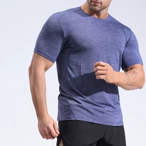 Fabricant de vêtements de sport personnalisés, t-shirt de compression athlétique, tissu respirant en polyester et élasthanne, OEM ODM, marque privée, faible MOQ - Product Image 6