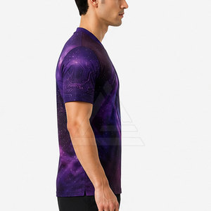 Maillot de sport électronique moderne pour les communautés de gamers avec un design de motif unique, t-shirt ajusté personnalisable pour les équipes et les joueurs - Product Image 5