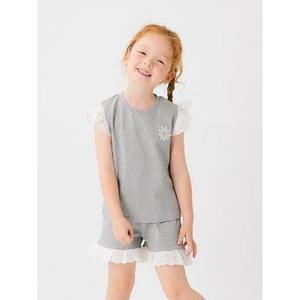 Ensemble de vêtements pour filles de style coréen OZKIZ, 100% coton, motif floral, ensemble scintillant pour 2 à 7 ans, vente en gros de mode d'été pour enfants - Product Image 1