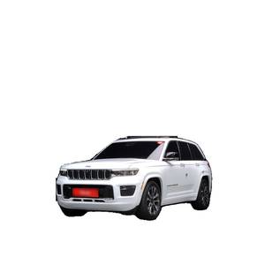 Jeep Cherokee Overland 2023 avec moteur 3.6L, boîte de vitesses automatique, caméra arrière, 26 840 km, conduite à gauche - Product Image 1