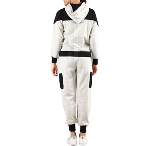 Chándal de mujer de algodón 100% de alta calidad OEM, cuello redondo, ropa informal de talla grande con patrón sólido para el invierno - Product Image 4