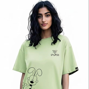 Camiseta Garfield para Mujer, 100% Algodón, Estampado Gráfico, Corte Holgado, Manga Corta, Cuello en V, Ropa Casual, Estilo Urbano - Product Image 1