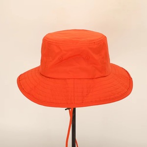 Chapeau de soleil de plage d'été personnalisé avec logo, haute qualité, large bord, style bob avec cordon, vente en gros - Product Image 3