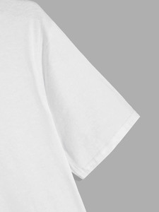 เสื้อยืดคอกลมแขนสั้นทรงปกติผ้าฝ้าย 100% น้ำหนัก 200 กรัม พิมพ์ลายด้วยเทคนิค Discharge Printing พร้อมโลโก้ FIFTH GEAR แบบสั่งทำพิเศษ - Product Image 4
