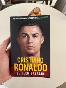Cristiano Ronaldo par Guillem English Peperback Balague : Guide de la biographie et des réalisations du légendaire joueur de football - Product Image 1