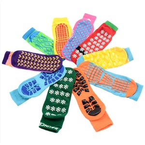 Wholesale 100% Cotton Non-Slip Plaid Ankle Socks for Youth Custom Logo <b>Trampoline</b> Yoga Pilates Indoor Playground for Adults Kids - Product Image 1