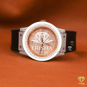Elegante Reloj de Moissanita y Diamantes en Oro Rosa con Piedras Engastadas a Mano y Diseño de Lujo - Product Image 1