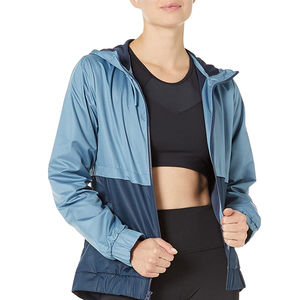 Veste coupe-vent imperméable pour femme de qualité supérieure, design élégant et tendance, respirante, matelassée en nylon, idéale pour l'hiver et la pluie - Product Image 4
