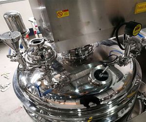 Vacuum Emulsifying Mixer Homogenizer Stainless Steel Heating Vertical Automatic Cosmetic Chemical Food Mixing <b>Machine</b> 100L - Product Image 4