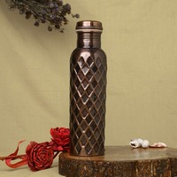 Bouteille d'eau en cuivre pur Antique Creations 250 ml, dorée, avec couvercle anti-fuite, compatible lave-vaisselle et micro-ondes, qualité alimentaire, système Push-Pull Premium