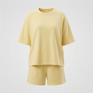 Conjunto de 2 Piezas para Mujer, Camiseta de Manga Corta de Color Sólido Tejida y Pantalones Cortos por Encima de la Rodilla, Cuello Redondo, Corte Holgado, Ropa Casual de Primavera/Verano - Product Image 1