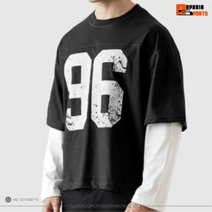 เสื้อยืดโอเวอร์ไซส์สีดำลายกราฟิกสำหรับผู้ชาย พิมพ์ลายตัวเลขสไตล์วินเทจ Y2K สตรีทแวร์ลำลอง แขนสั้น ทรงหลวมไหล่ตก - Product Image 3