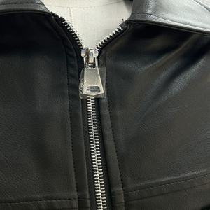 Premium Genuine <b>Leather</b> Motorcycle <b>Jacket</b> <b>Men</b> Slim Fit Classic Biker Style Zipper Closure Turn-Down Collar Autumn Wear For Women - Product Image 5