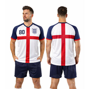 Ensemble Maillot et Short de Football Style Anglais Personnalisé en Gros – Tenue d'Entraînement de Football Personnalisée Blanc Rouge Bleu Marine - Product Image 1