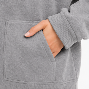 Veste d'hiver en tricot gris pour femme, col rabattu, boutons sur le devant, manches longues, cardigan décontracté de coupe régulière avec poches plaquées - Product Image 4