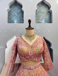 Lehenga Choli de Qualité Supérieure en Tissu Papillon, Broderie Indienne et Pakistanaise Tendance avec Sequins et Découpes, avec Cancan et Patta en Toile - Product Image 2