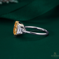 Cincin Tunangan/Pernikahan Tiga Batu Berlian Kuning Oval Custom Fancy Cut, Berlian Buatan Laboratorium, Emas Putih 9KT/10KT/14KT/18KT Bersertifikat IGI